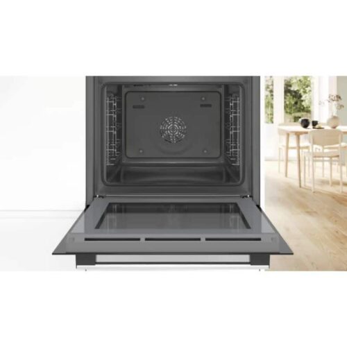 Bên trong lò nướng Bosch HBS534BS0B