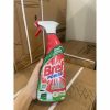 xit ve sinh dau mo nha bep bref fett chai 750 ml